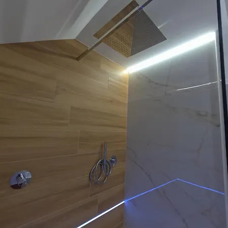 Ai Piedi Dell'etna 公寓 *